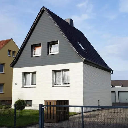 Haus House Near Fair Exhibition Messe Very Close 9 Min Walking Apartment Hannover