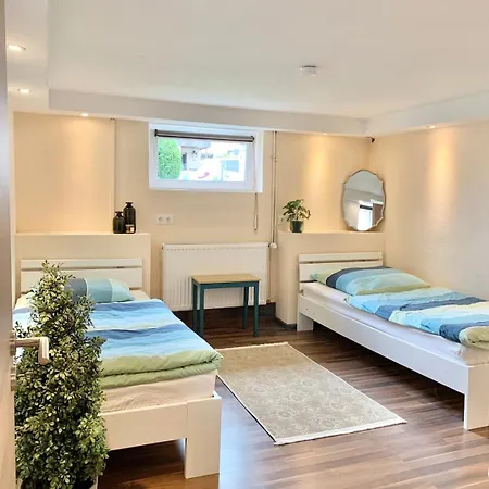 Haus House Near Fair Exhibition Messe Very Close 9 Min Walking Apartment *