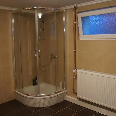 Haus House Near Fair Exhibition Messe Very Close 9 Min Walking Apartment Hannover