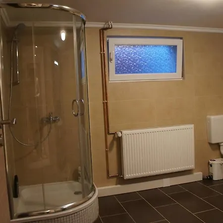 Haus House Near Fair Exhibition Messe Very Close 9 Min Walking Appartement