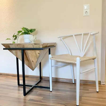 Haus House Near Fair Exhibition Messe Very Close 9 Min Walking Appartement *